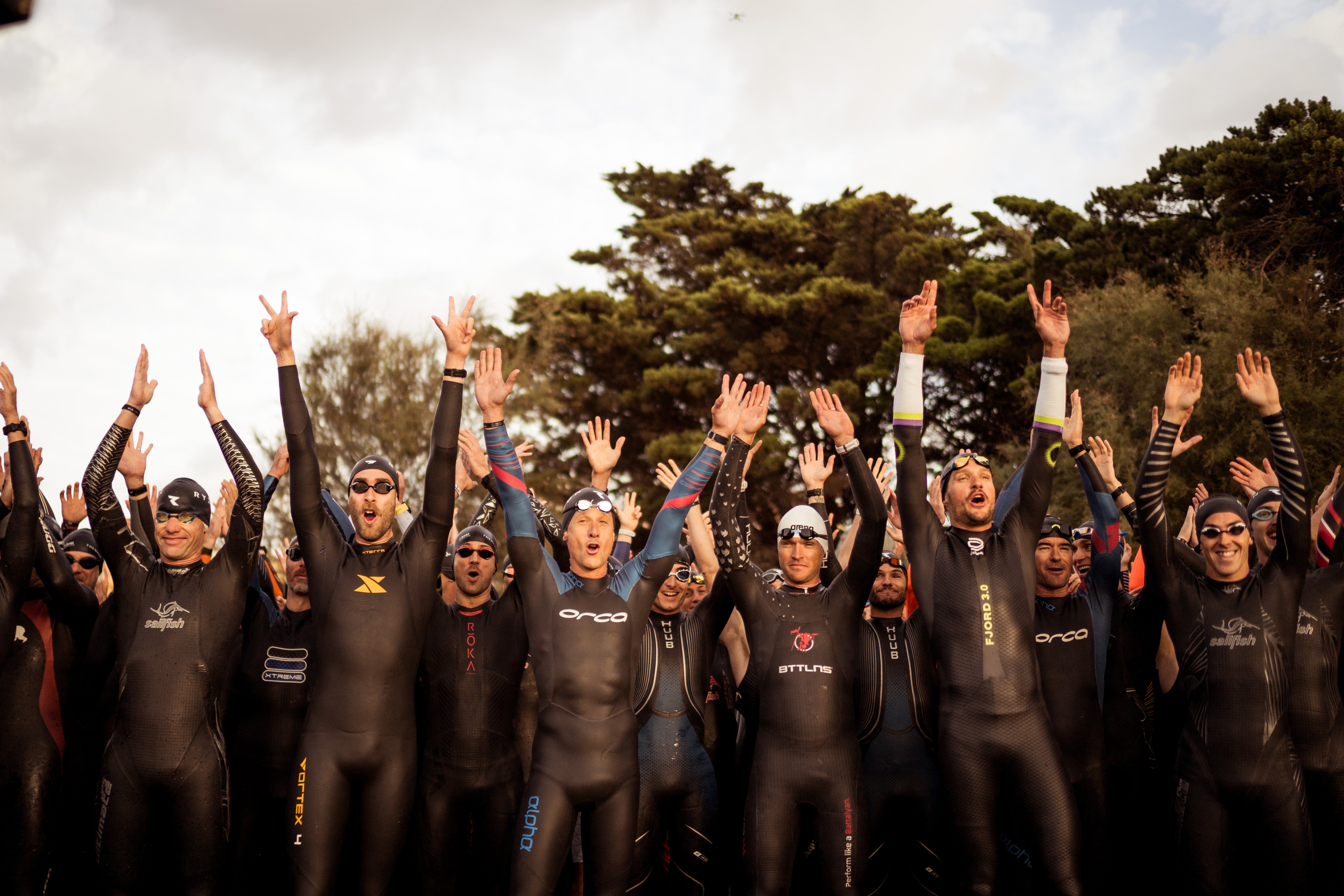 Finisher beim Zielempfang des Sgrail 100 in Girona – Merchant & Friends